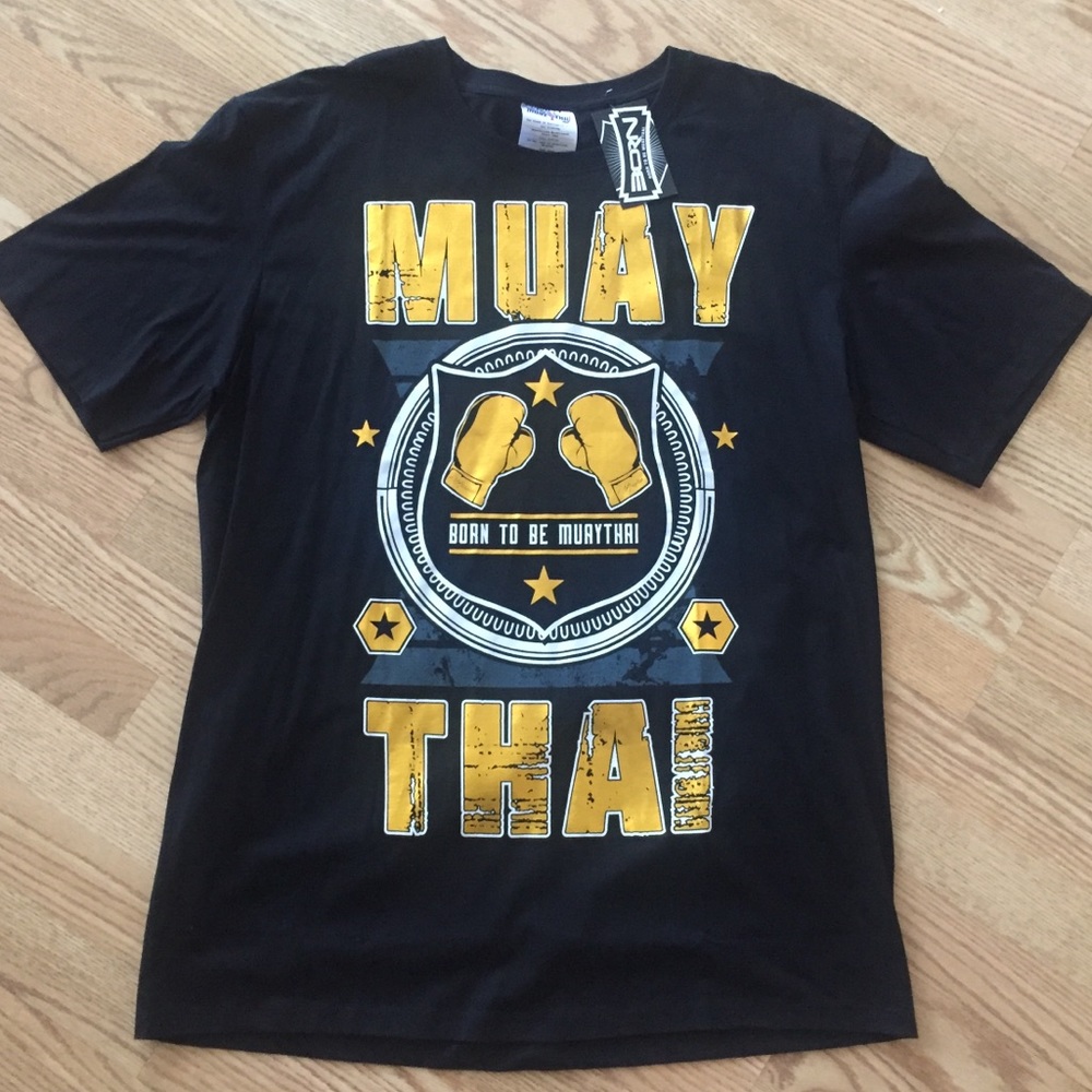 🥊 Born to be Muay Thai men’s t-shirt sz XL NWT